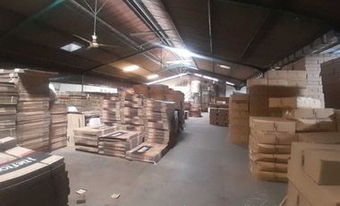 Gudang Kapuk Raya Luas 1258m2, Izin Industri Kontainer 20-40ft