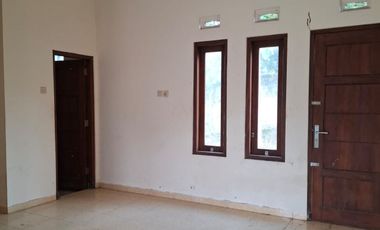 Rumah Tinggal Minimalis Lokasi di Daerah Argorejo Sedayu Bantul.