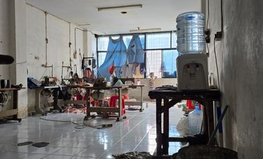 SEWA RUMAH 5 LANTAI 4x26 JEMBATAN LIMA ROW JALAN 3 MOBIL