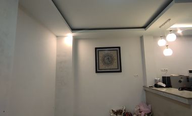 rumah 2 lantai cantik di jalur kampus unand