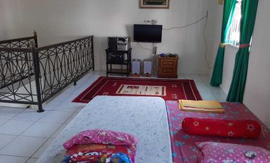 Dijual Villa 2 Lantai Full Furnished + Kolam Renang – Lokasi Strategis