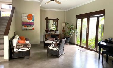 Villa mewah lokasi premium 700 meter ke pantai Sanur full furnish