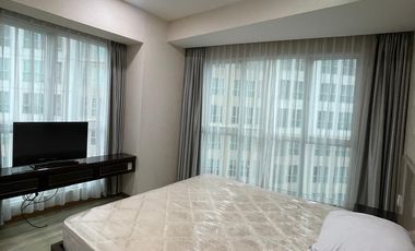 Disewakan: Apartemen Gandaria Heights 3BR,view pool, akses mall LGS