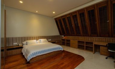 Disewa Rumah di Taman Golf 32 Lippo Karawaci