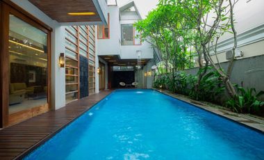 Disewa Rumah di Taman Golf 32 Lippo Karawaci