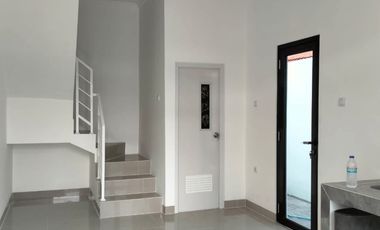 Rumah Baru 2 Lantai Lokasi Strategis