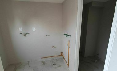 Casa de 186m2 en 3 niveles 2 recamaras roof privado en Mixcoac