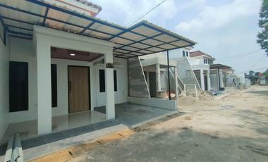 Rumah Minimalis Harga Murah Ciputat Tangerang selatan Dekat Stasiun