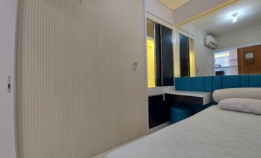 Sewa tahunan 65 y 2BR apartemen puncak bukit golf surabaya.