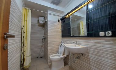 Sewa tahunan 65 y 2BR apartemen puncak bukit golf surabaya.