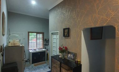 RUMAH MEWAH FURNISH DI PERUMAHAN ELIT SAMARINDA ULU 7762