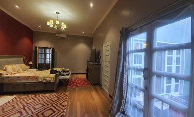 RUMAH MEWAH FURNISH DI PERUMAHAN ELIT SAMARINDA ULU 7762