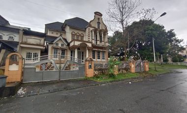 Dijual rumah hook Denhag bb