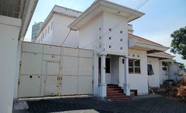 Bagus buat lapangan PADEL di jalan Sudirman Bandung