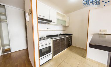 Hermoso departamento en alquiler monoambiente con balcón al contra frente.