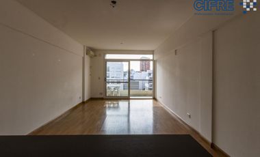 Hermoso departamento en alquiler monoambiente con balcón al contra frente.