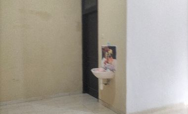 Rumah 1.5 lantai siap huni