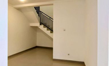 Rumah Baru 2 lantai Cukup Bayar 2 Jt Cicilan 7jt-an Di Jakarta Timur