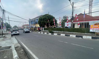 Jual Rumah di Alun alun Pandeglang sebelah Bank BJB