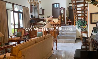 Dijual Rumah Strategis & untuk Usaha,  Jl. Maribaya, Bandung