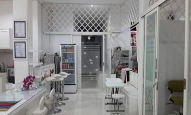 Dijual tempat Usaha di Jl.Proklamasi gresik Luas 236m LB 350m (2lt)