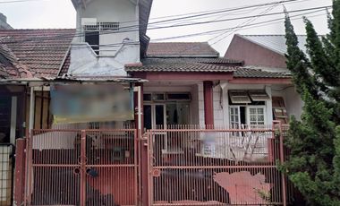 Dijual Rumah 2 Lantai di Villa Melati Mas BSD