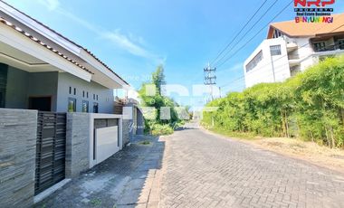 Dijual Rumah Murah  Full Furniture di Sebelah Hotel El Royal - Bwi