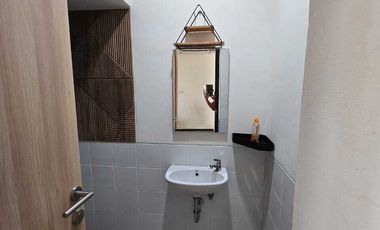 DIKONTRAKAN RUMAH 2 LANTAI FULL FURNISHED KIIC KARAWANG