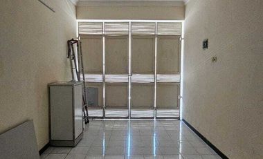 Rumah Kontrakan Bagus dan Terawat di Manyar, Surabaya