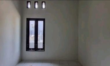 RUMAH BARU SIAP HUNI SISA 1 UNIT SAMARINDA ULU 6262