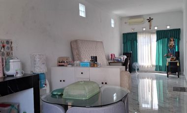 Rumah 2 Lantai Lokasi Strategis dekat Kawasan Bisnis Jalan Godean