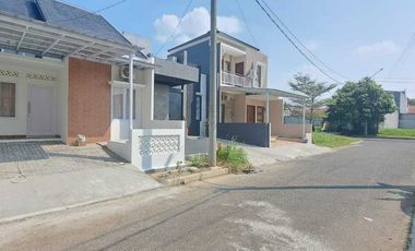 Rumah Catalonia Deltamas Cikarang Luas 84 m2 Rp 35 Jt/Th 2 KT 1 KM