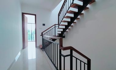 Dijual rumah baru di Graha Hijau Bintaro harga murah