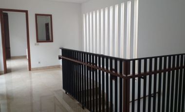 SIAP HUNI - RUMAH MEWAH TOWN HOUSE, PEJATEN TIMUR PASAR MINGGU