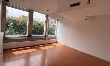 AMPLIA OFICINA EN GUADALUPE INN