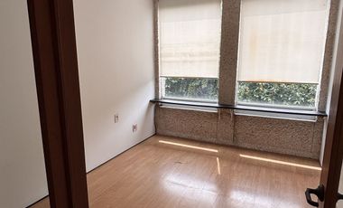 AMPLIA OFICINA EN GUADALUPE INN