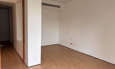 AMPLIA OFICINA EN GUADALUPE INN