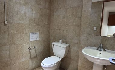 AMPLIA OFICINA EN GUADALUPE INN