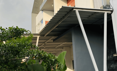 Rumah Villa 2 Lantai Hook Dikota Wisata Malang Batu Free Furniture