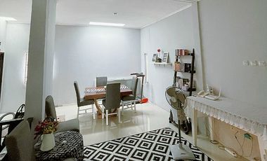 Rumah Bagus di Jatiwaringin Pondok Gede Bekasi