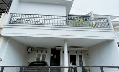 Rumah Bagus di Jatiwaringin Pondok Gede Bekasi