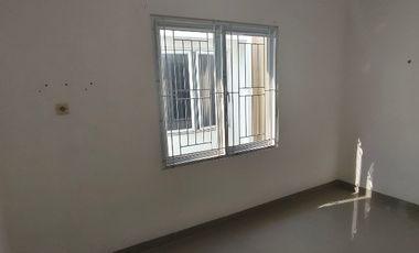 Di sewakan rumah bagus di utan kayu jakarta timur