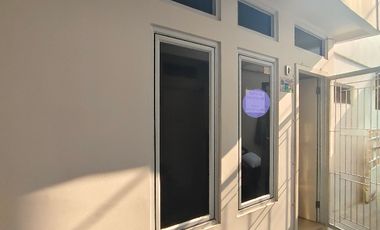 Di sewakan rumah bagus di utan kayu jakarta timur