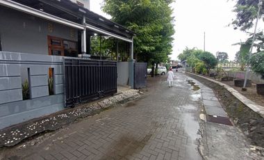 JUAL RUMAH RUMAH DUA LANTAI DI WIROSABAN UMBULHARJO YOGYAKARTA