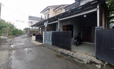 JUAL RUMAH RUMAH DUA LANTAI DI WIROSABAN UMBULHARJO YOGYAKARTA