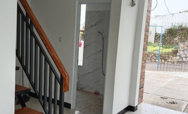 Dijual Rumah 2 Lantai dengan Lingkungan Asri di Cimahi