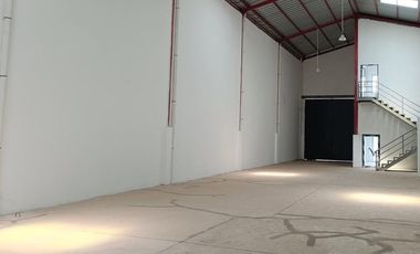 Disewakan Gudang Baru di Kamal