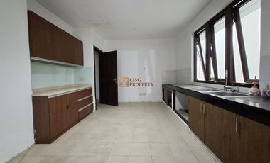 Strategis Townhouse Springhill Golf Residences Kemayoran 9x17m2 HGB