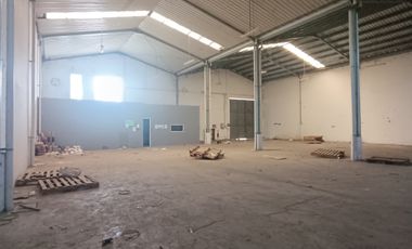 Gudang di dekat pintu tol Singosari Malang