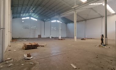 Gudang di dekat pintu tol Singosari Malang